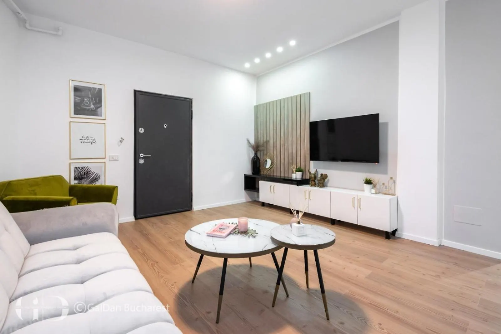 Cismigiu Elegant Apartment In Prime Location Bucharest Romania