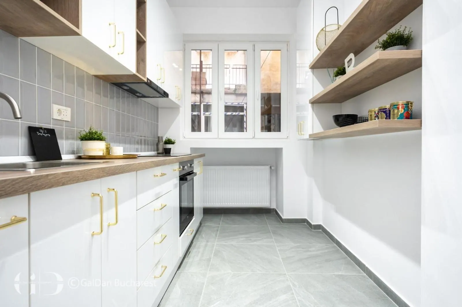Cismigiu Elegant Apartment In Prime Location Bucharest Romania